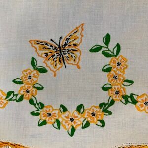 Vintage Hand Embroidered Butterfly Floral Table Runner Crochet Cottagecore 37x15